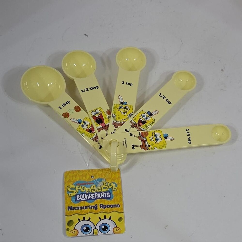 Yellow Dinnerware - Picture 1 of 7